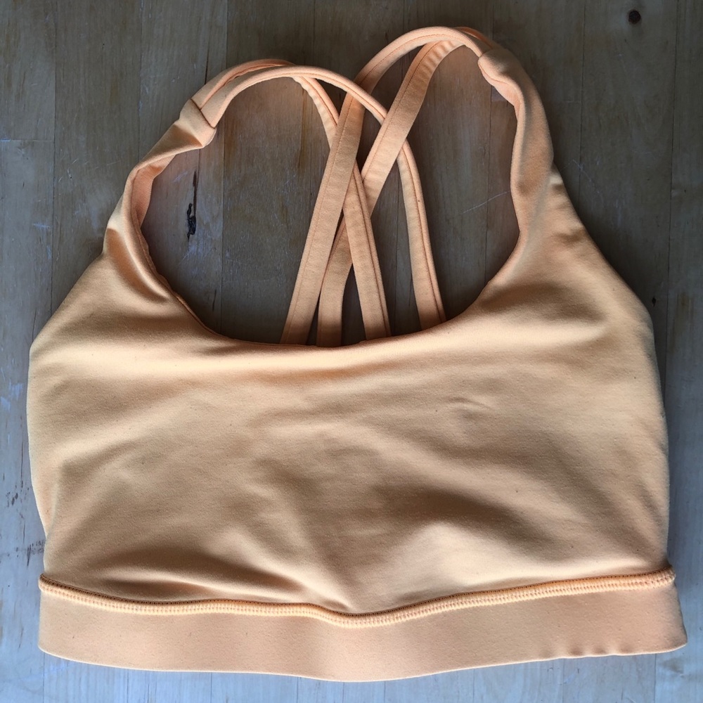 Lululemon sports bra size 4